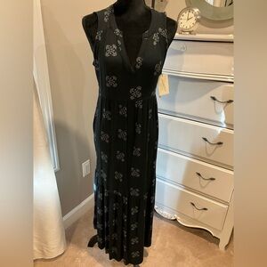 Black and white maxi dress